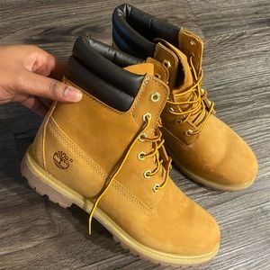 Women’s Timberlands, Wheat